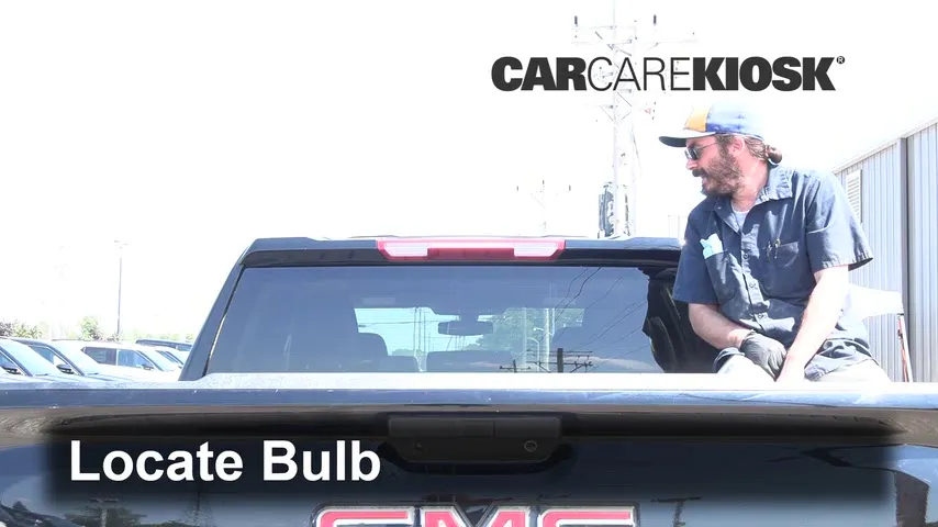 2020 GMC Sierra 1500 Elevation 3.0L 6 Cyl. Turbo Diesel Crew Cab Pickup Lights Center Brake Light (replace bulb)